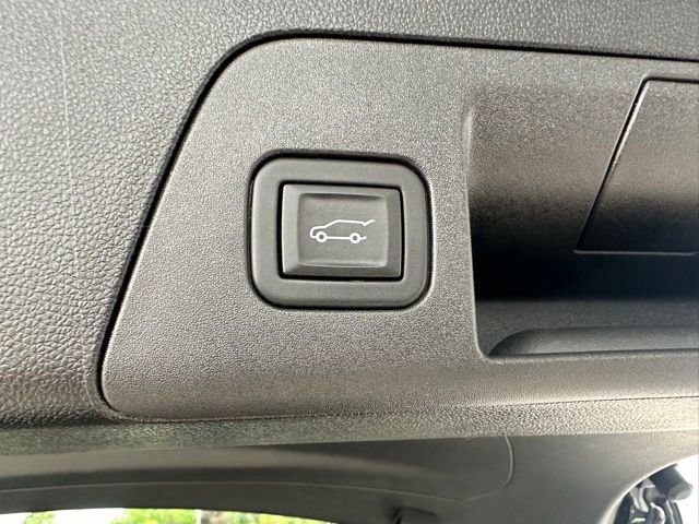 Used 2023 Buick Envision Essence AWD/4WD image 21