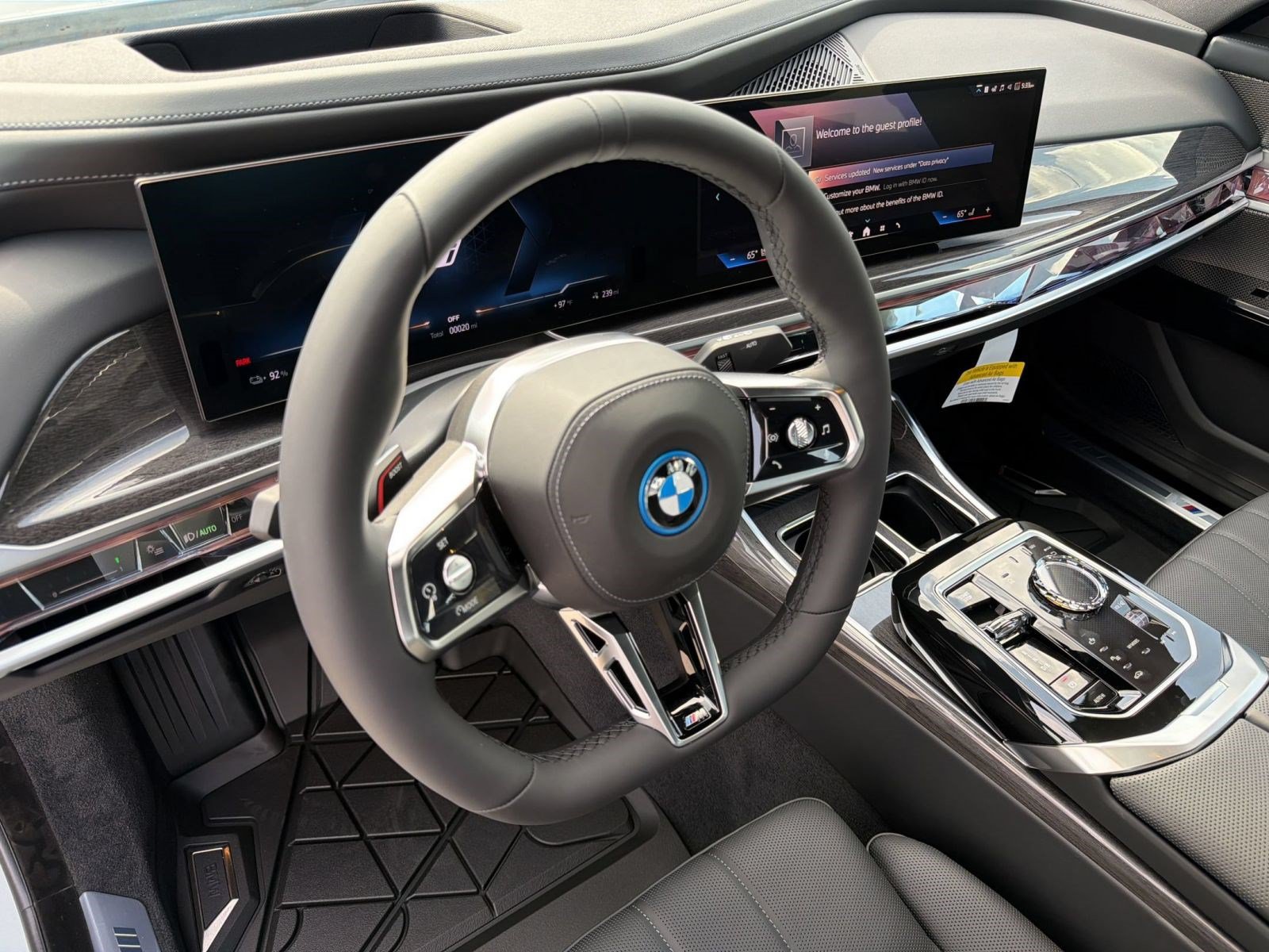 New 2026 BMW i7 xDrive60 AWD/4WD image 14