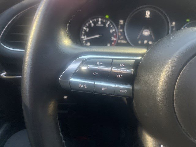 Used 2021 MAZDA MAZDA3 s image 9