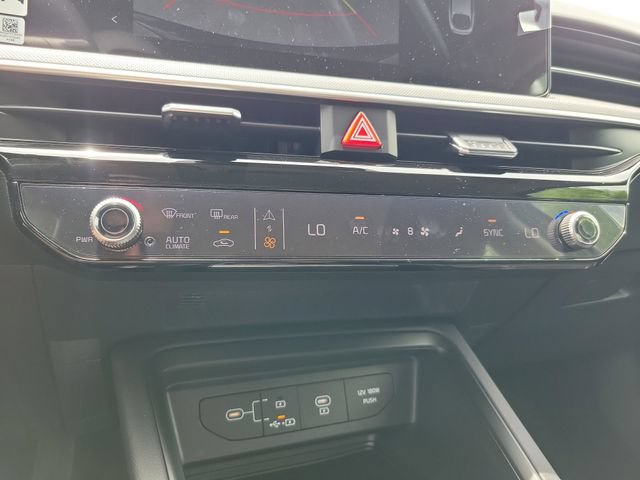 New 2026 Kia K5 LXS FWD image 21