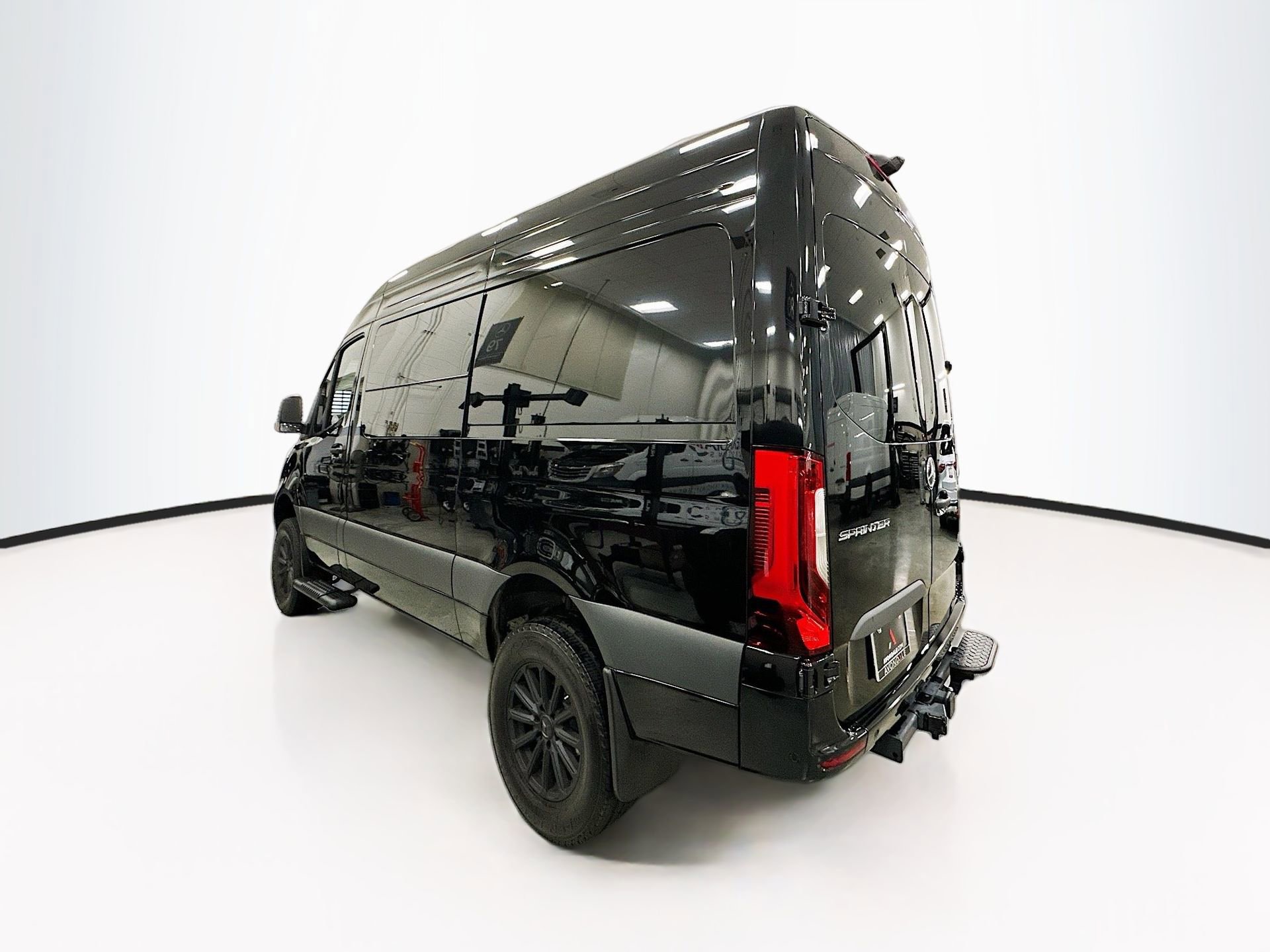 Used 2024 Mercedes-Benz Sprinter 144 Cargo image 6