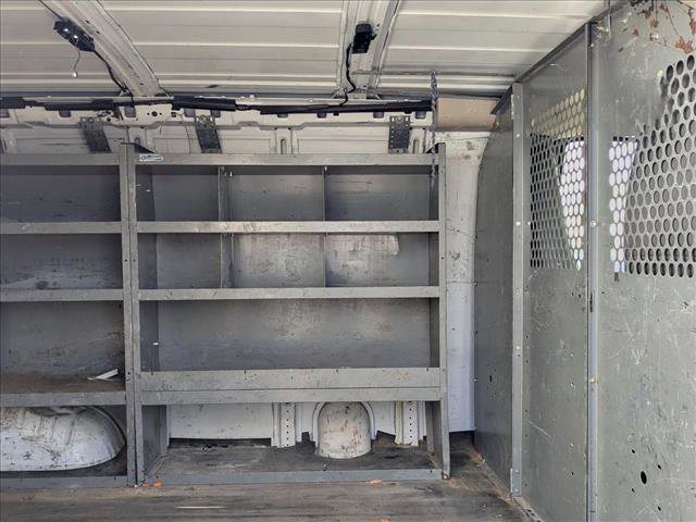 Used 2015 Chevrolet Express 2500 image 11