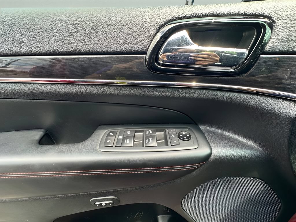 Used 2020 Jeep Grand Cherokee Trailhawk AWD/4WD image 14
