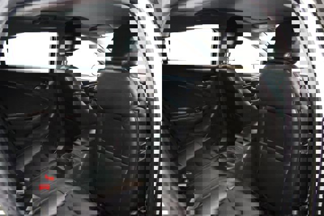 Used 2016 Chevrolet Volt LT w/ Comfort Package image 23