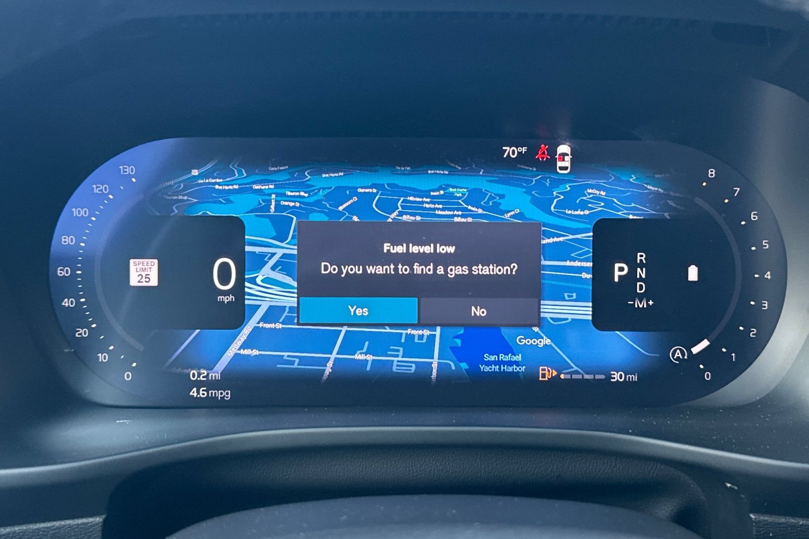 Certified 2025 Volvo XC40 B5 Plus AWD/4WD image 28