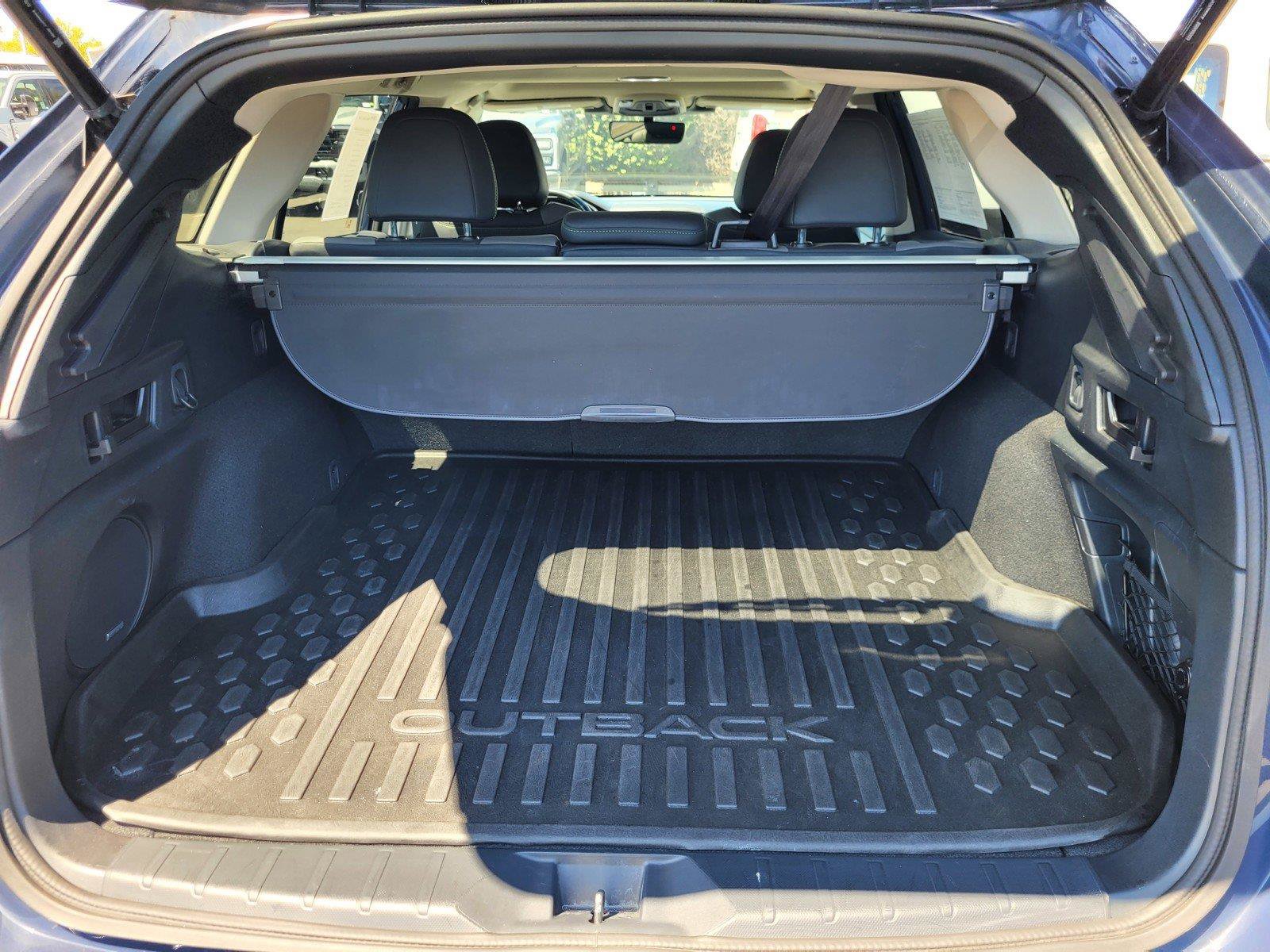 Used 2024 Subaru Outback Onyx Edition AWD/4WD image 35