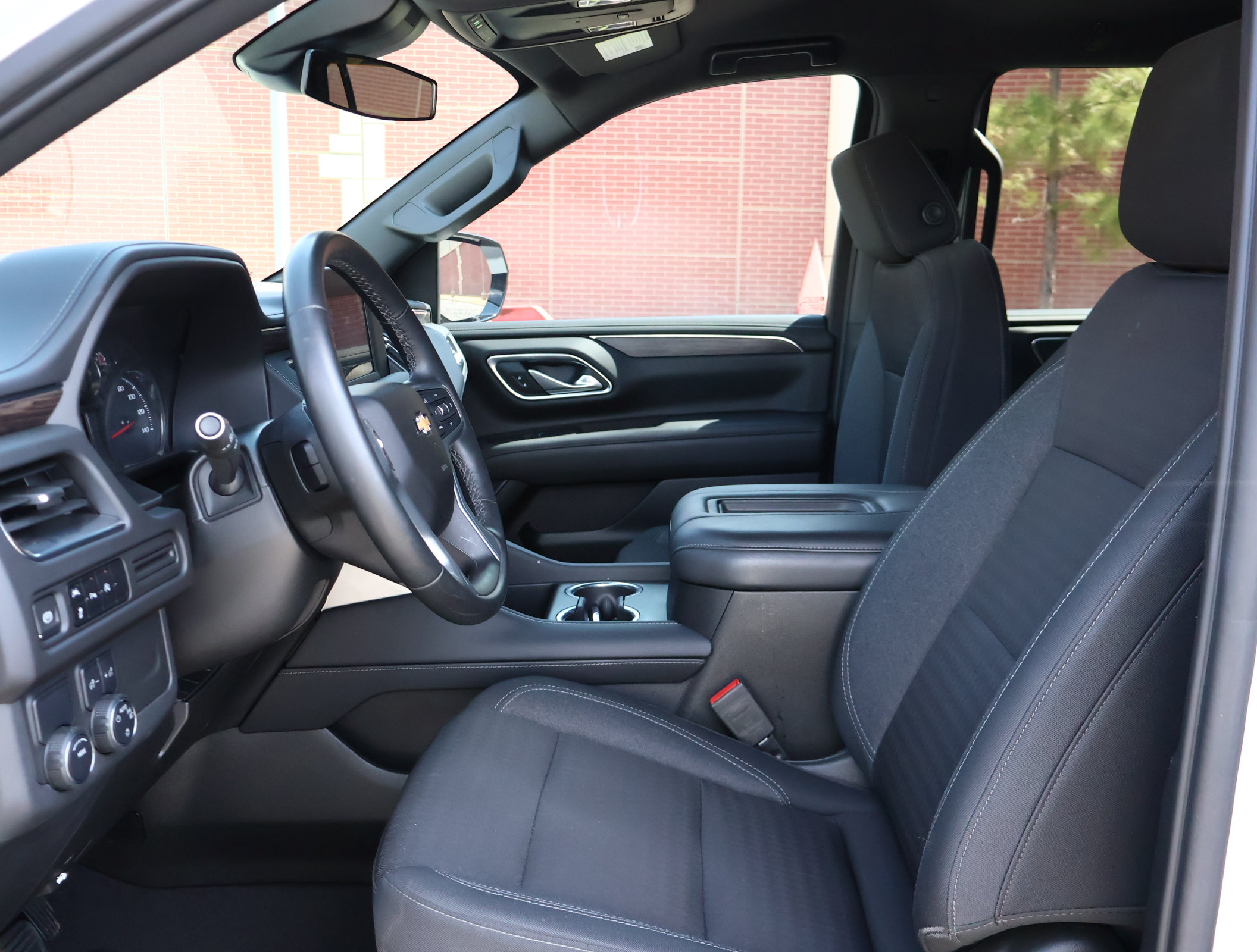 Used 2023 Chevrolet Tahoe LS RWD image 9