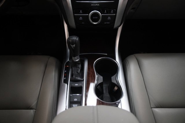 Used 2016 Acura TLX FWD image 38