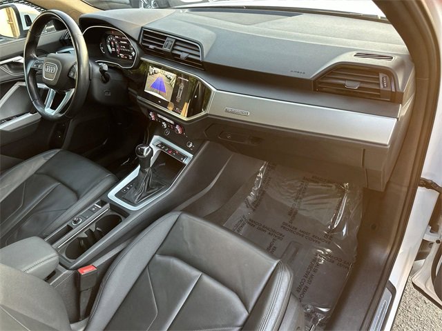 Used 2024 Audi Q3 2.0T Premium image 28