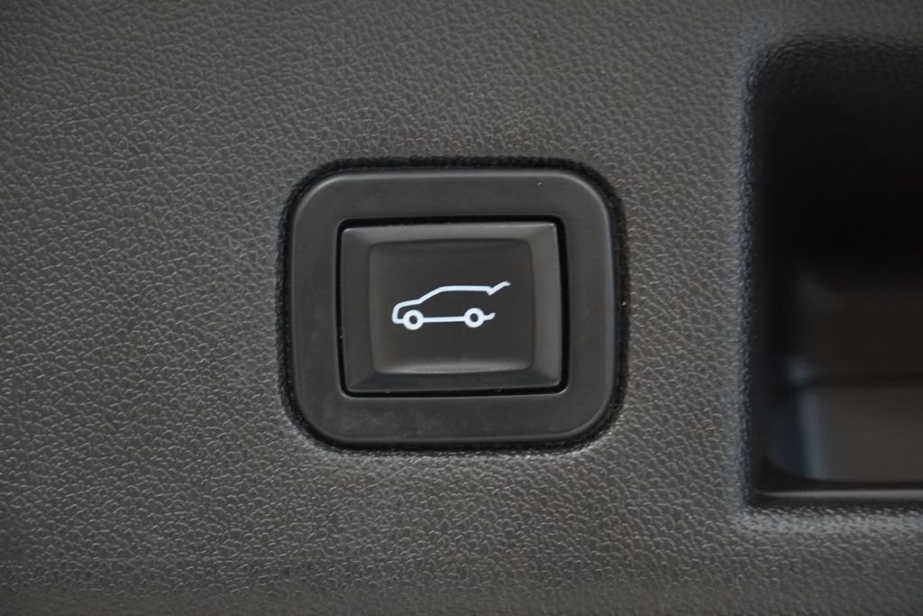 Used 2018 Chevrolet Equinox LT FWD image 10