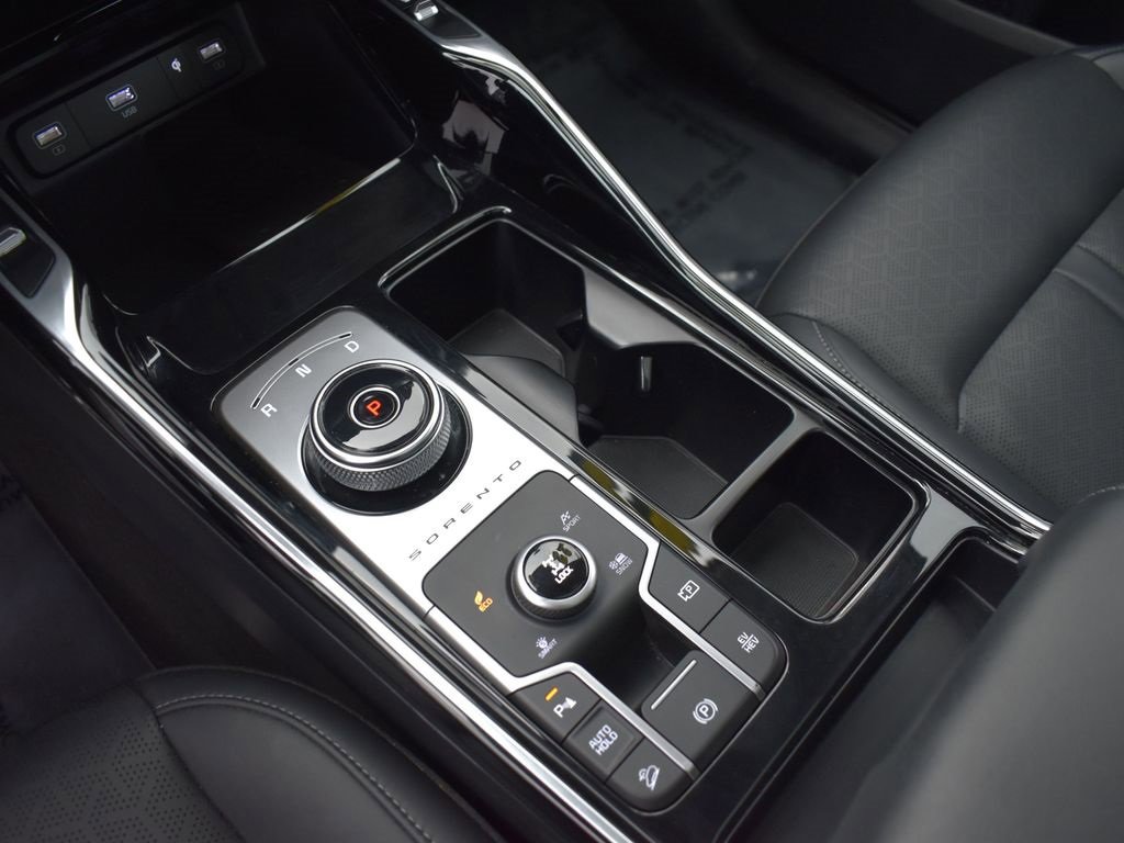 Used 2022 Kia Sorento SX w/ Panoramic Sunroof Package image 19
