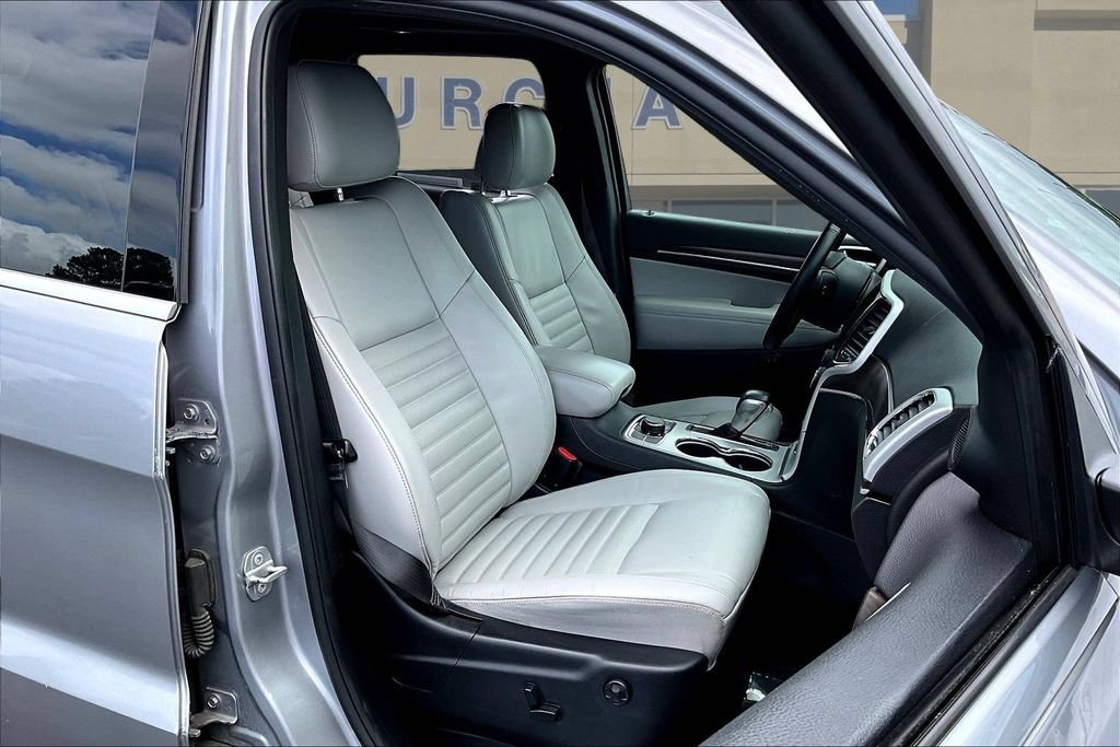 Used 2018 Jeep Grand Cherokee Limited AWD/4WD image 30