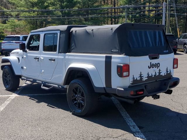 Certified 2022 Jeep Gladiator Sport AWD/4WD image 7
