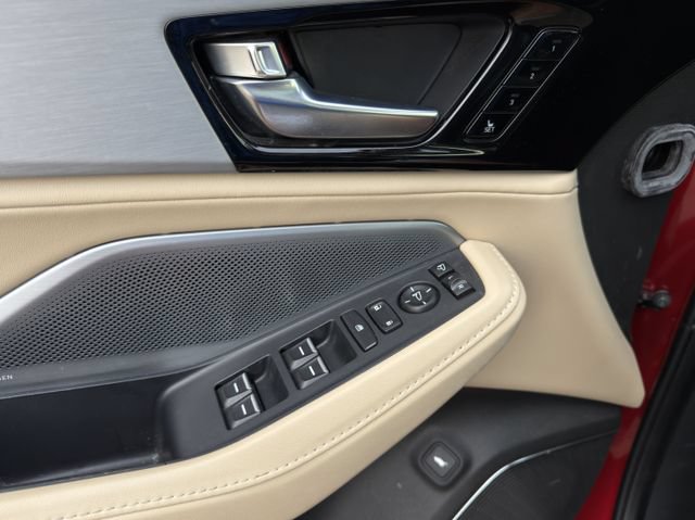 Certified 2025 Acura MDX w/ Technology Package FWD image 22