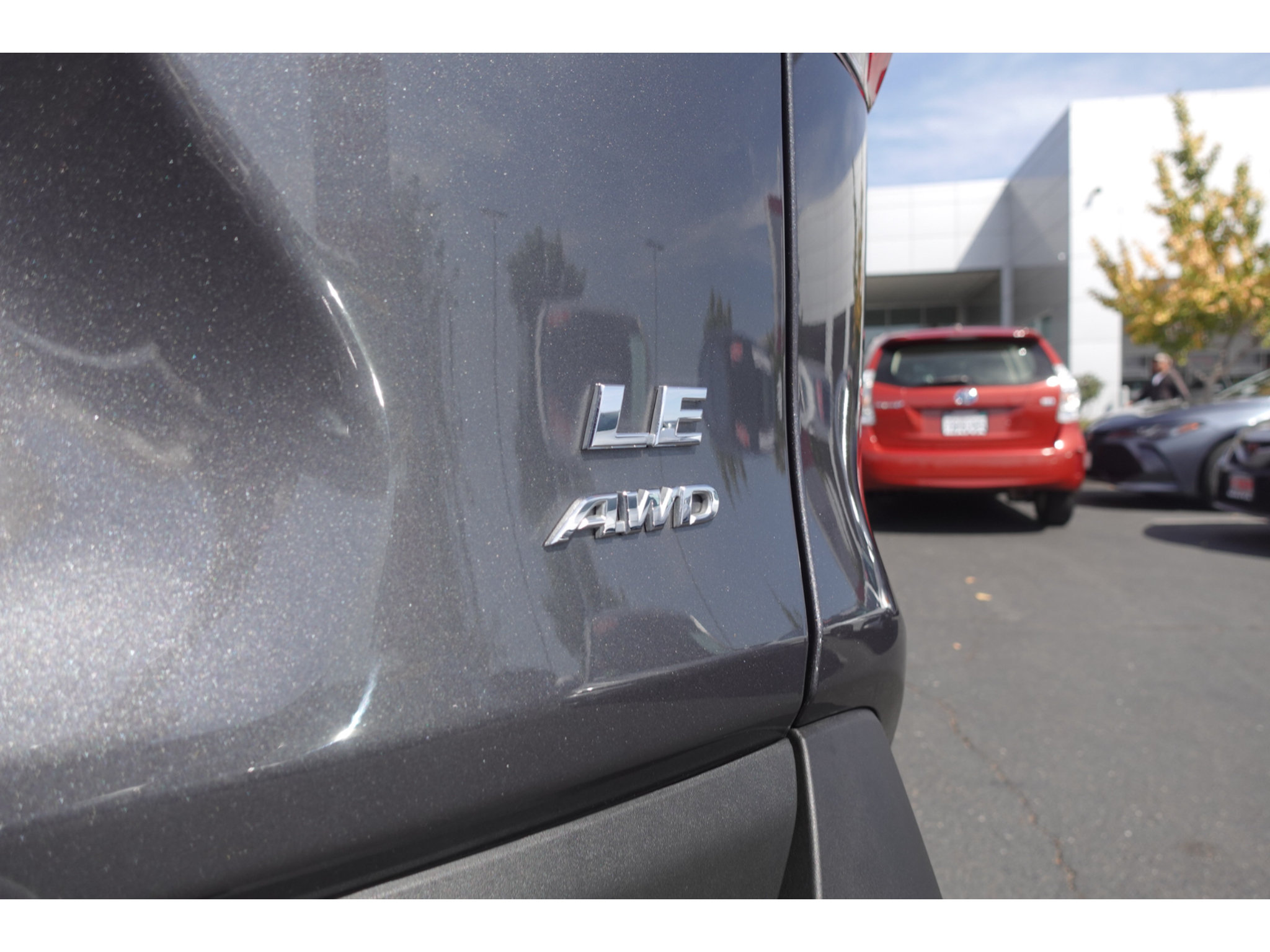 Certified 2024 Toyota RAV4 LE AWD/4WD image 23