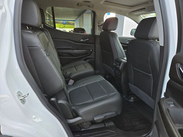 Used 2023 GMC Acadia SLT w/ Preferred Package image 17