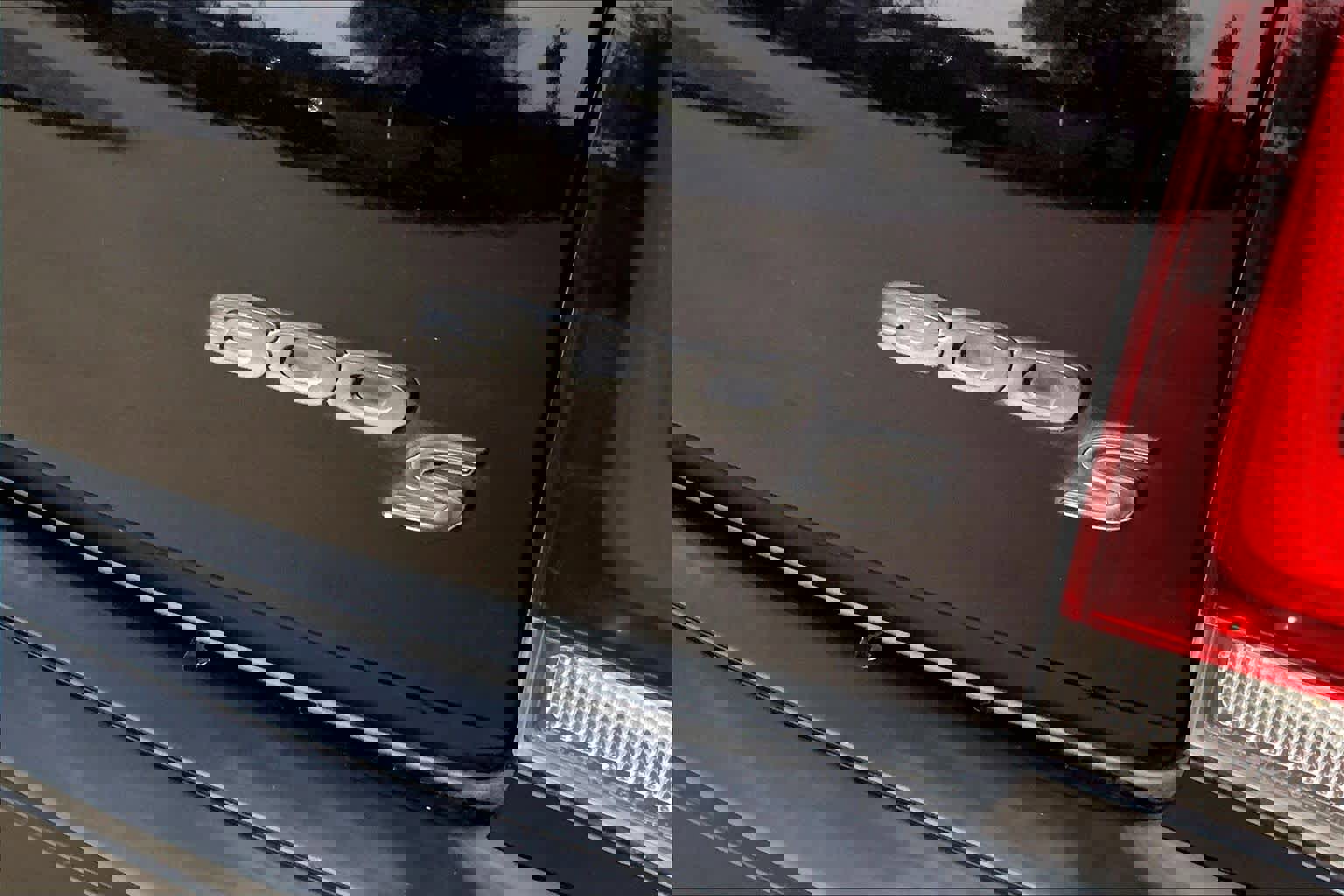 Used 2020 Chrysler 300 S image 30