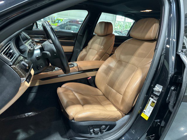 Used 2012 BMW 750Li RWD image 22