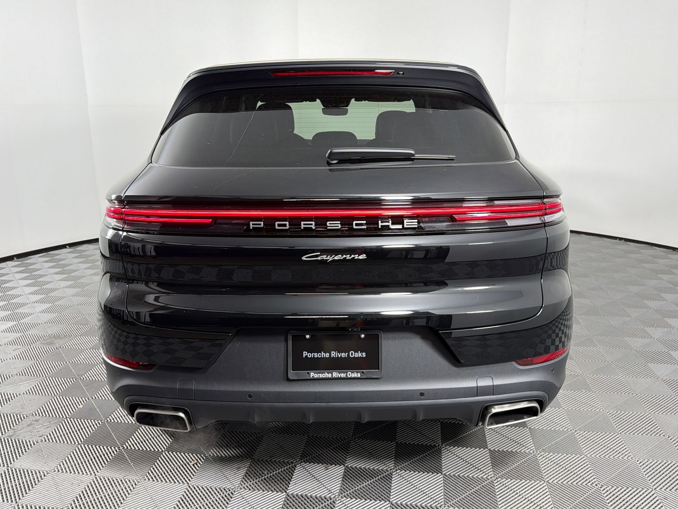 Used 2026 Porsche Cayenne AWD/4WD image 10
