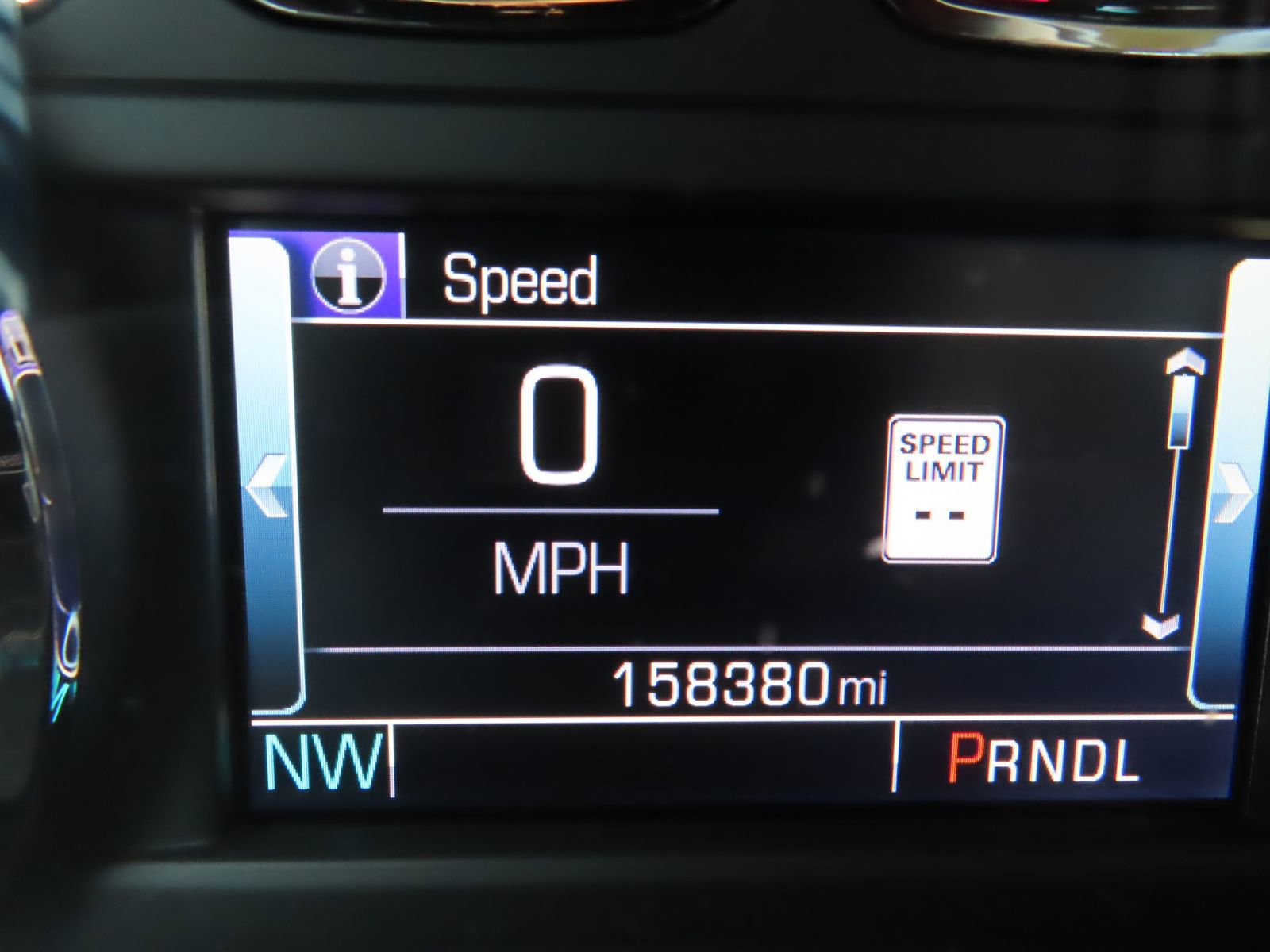 Used 2017 Chevrolet Suburban LT w/ Luxury Package image 22