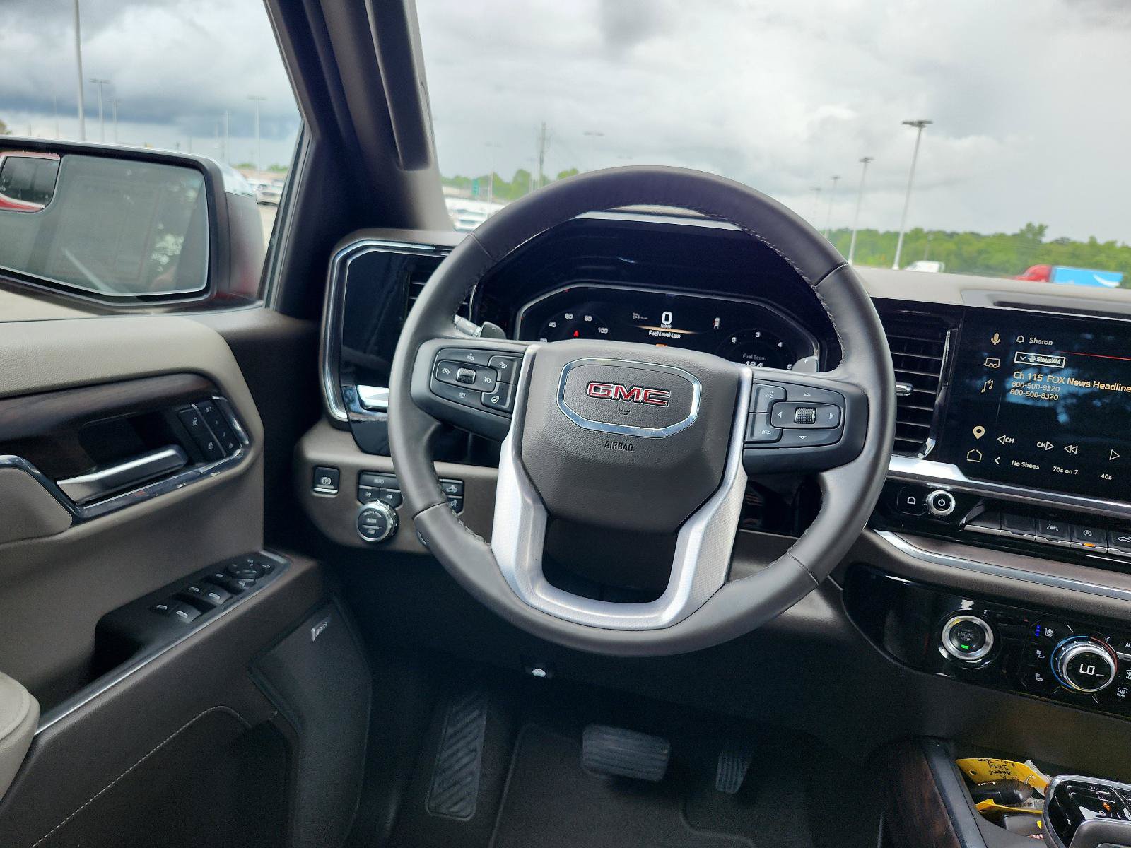 Used 2024 GMC Sierra 1500 SLT w/ SLT Premium Package AWD/4WD image 16
