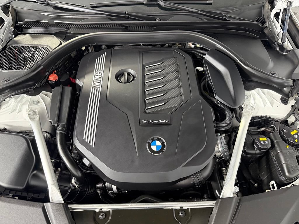 Used 2020 BMW 540i w/ Convenience Package RWD image 20