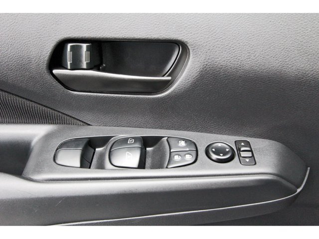 Certified 2025 Nissan Kicks Play S FWD image 21