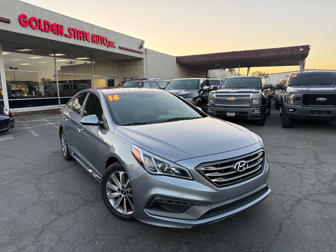 Used 2016 Hyundai Sonata Sport w/ Option Group 1V