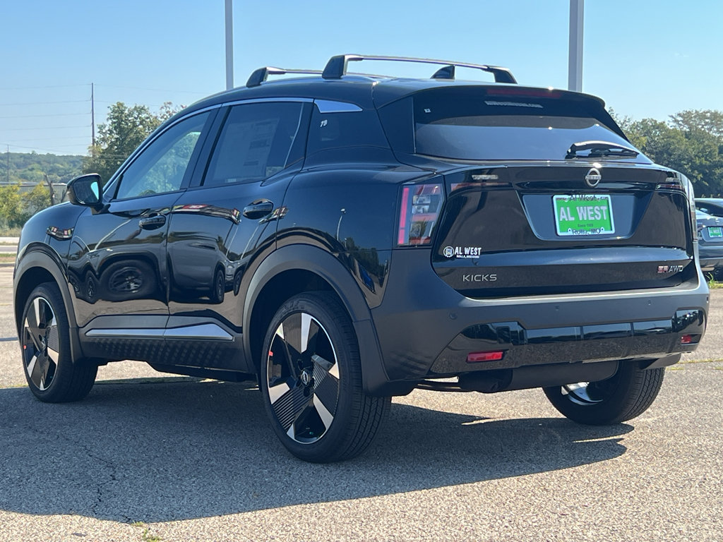 New 2026 Nissan Kicks SR w/ Cold Weather Package image 8
