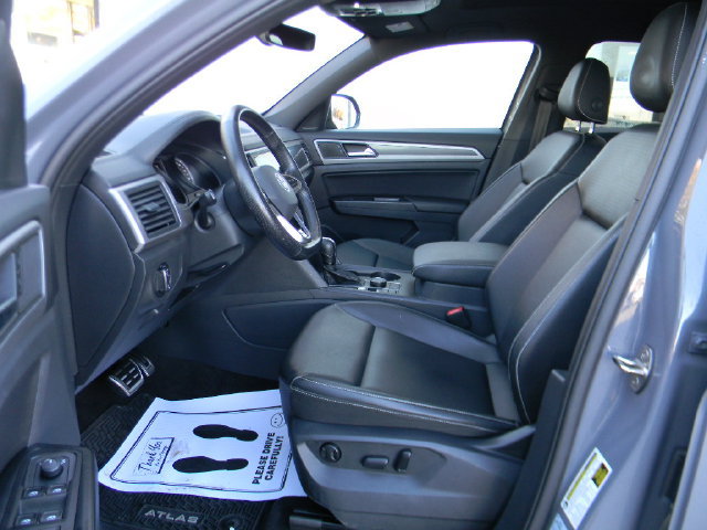 Used 2020 Volkswagen Atlas Cross Sport SE w/ Panoramic Sunroof Package AWD/4WD image 20