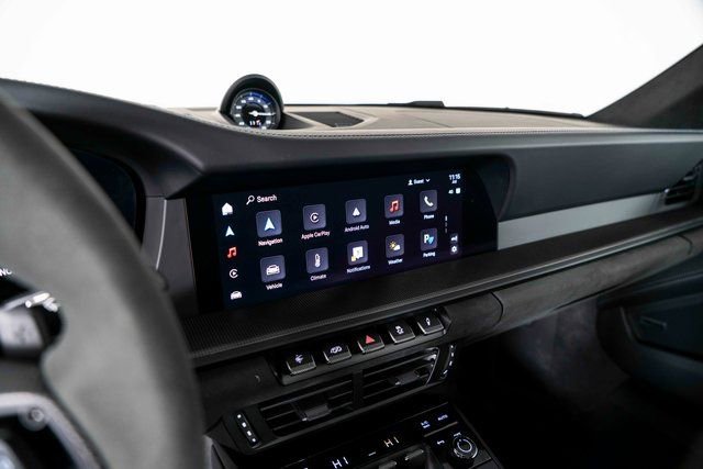 Used 2025 Porsche 911 Carrera GTS image 20