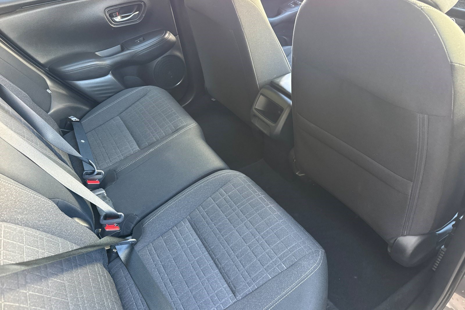 Certified 2023 Honda HR-V LX image 31