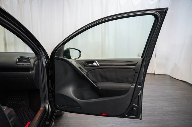Used 2011 Volkswagen GTI 4-Door FWD image 17