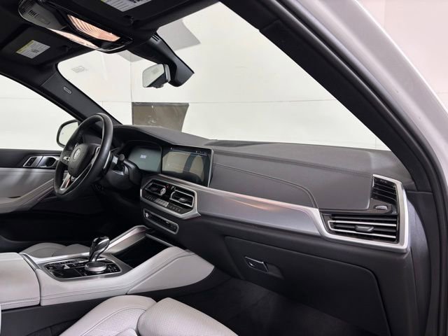 Used 2023 BMW X6 xDrive40i w/ Premium Package image 22