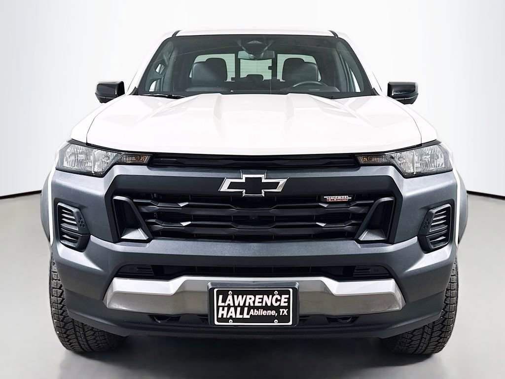 Used 2026 Chevrolet Colorado Trail Boss AWD/4WD image 2
