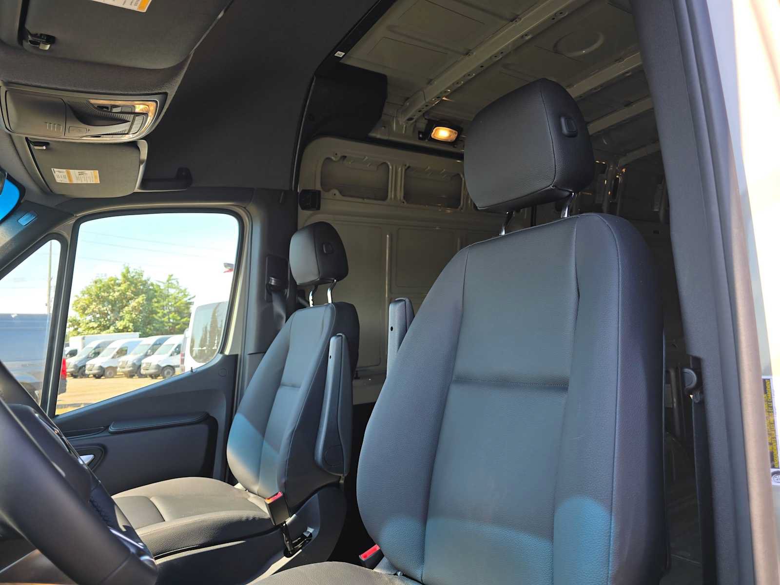 Used 2026 Mercedes-Benz Sprinter 2500 image 22