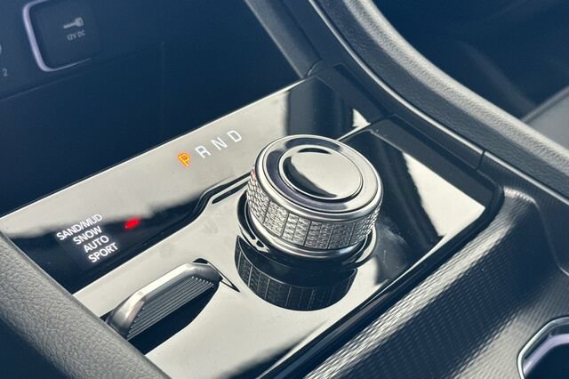New 2026 Jeep Grand Cherokee Limited AWD/4WD image 19