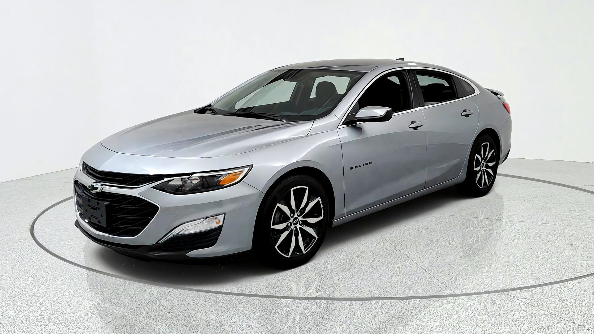 Used 2023 Chevrolet Malibu RS FWD image 1