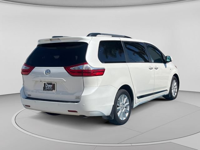 Used 2017 Toyota Sienna XLE w/ XLE Navigation Package AWD/4WD image 6