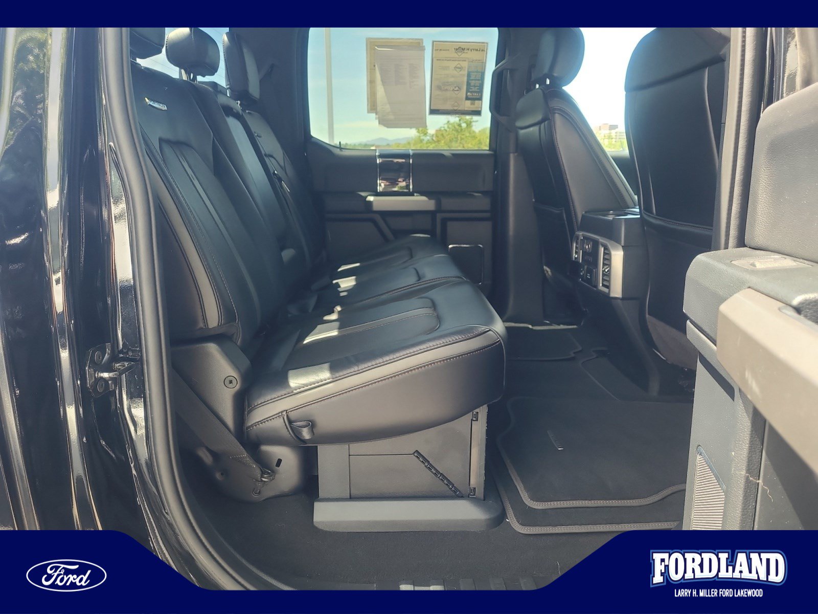 Used 2020 Ford F350 Platinum w/ FX4 Off-Road Package AWD/4WD image 18