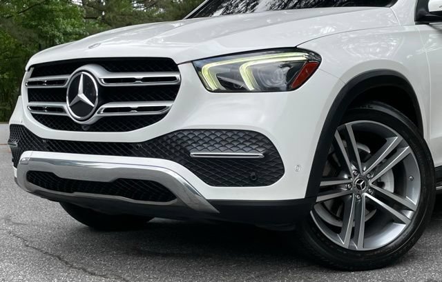 Used 2021 Mercedes-Benz GLE 350 w/ Premium Package image 3