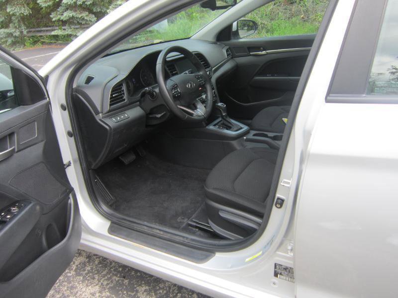 Used 2019 Hyundai Elantra Value Edition w/ Cargo Package FWD image 6