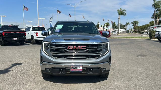 Used 2023 GMC Sierra 1500 SLT w/ SLT Premium Plus Package AWD/4WD image 9