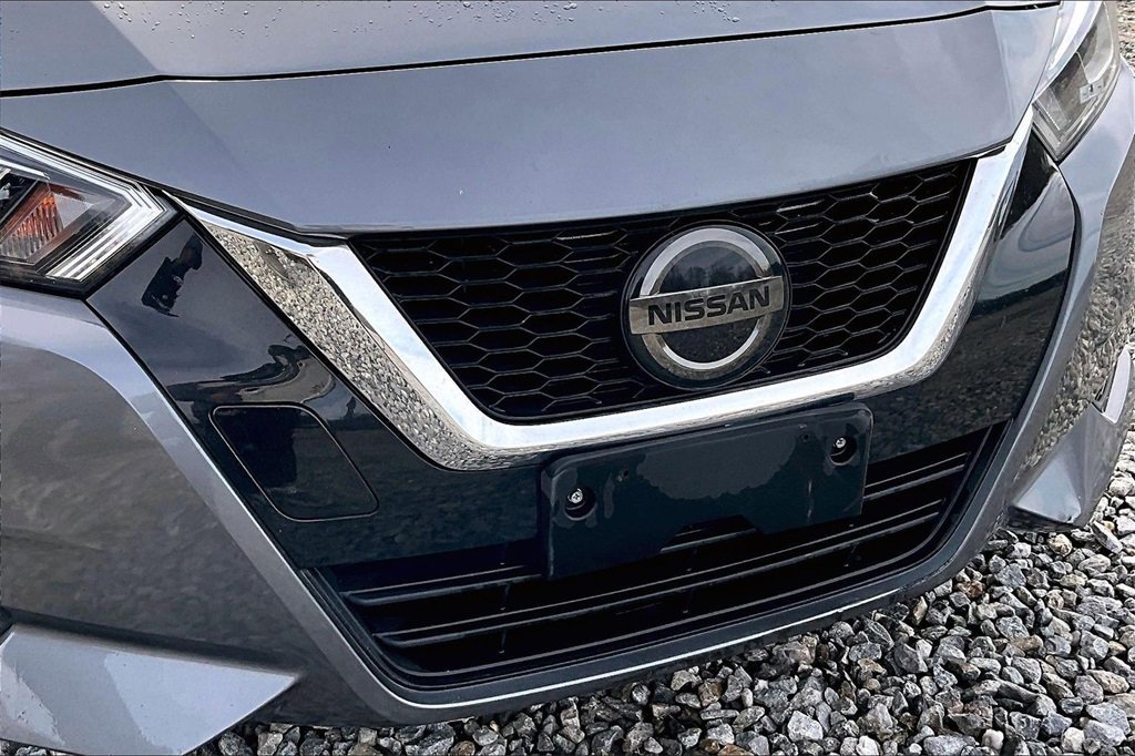 Used 2021 Nissan Versa SV image 26