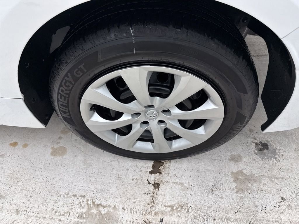 Used 2026 Toyota Corolla LE image 6