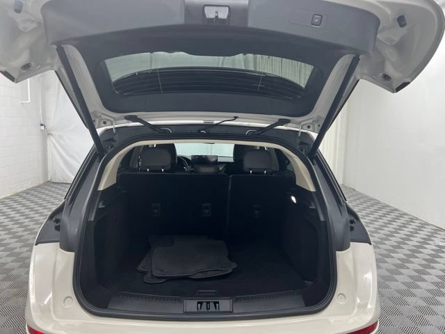 Certified 2024 Lincoln Corsair AWD image 8