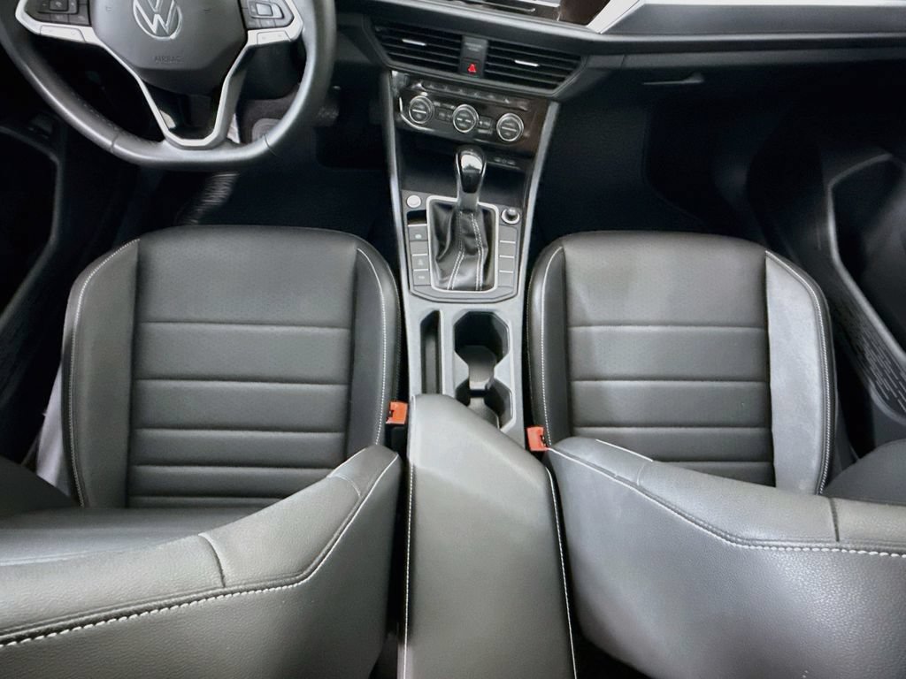 Used 2024 Volkswagen Jetta SE w/ Panoramic Sunroof Package FWD image 16