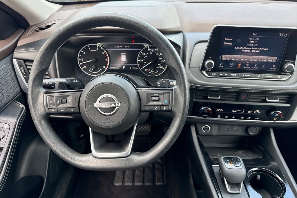 Used 2023 Nissan Rogue SV image 14