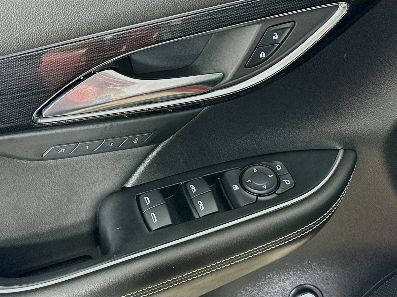 Used 2023 Buick Envision Essence w/ Sport Touring Package AWD/4WD image 16