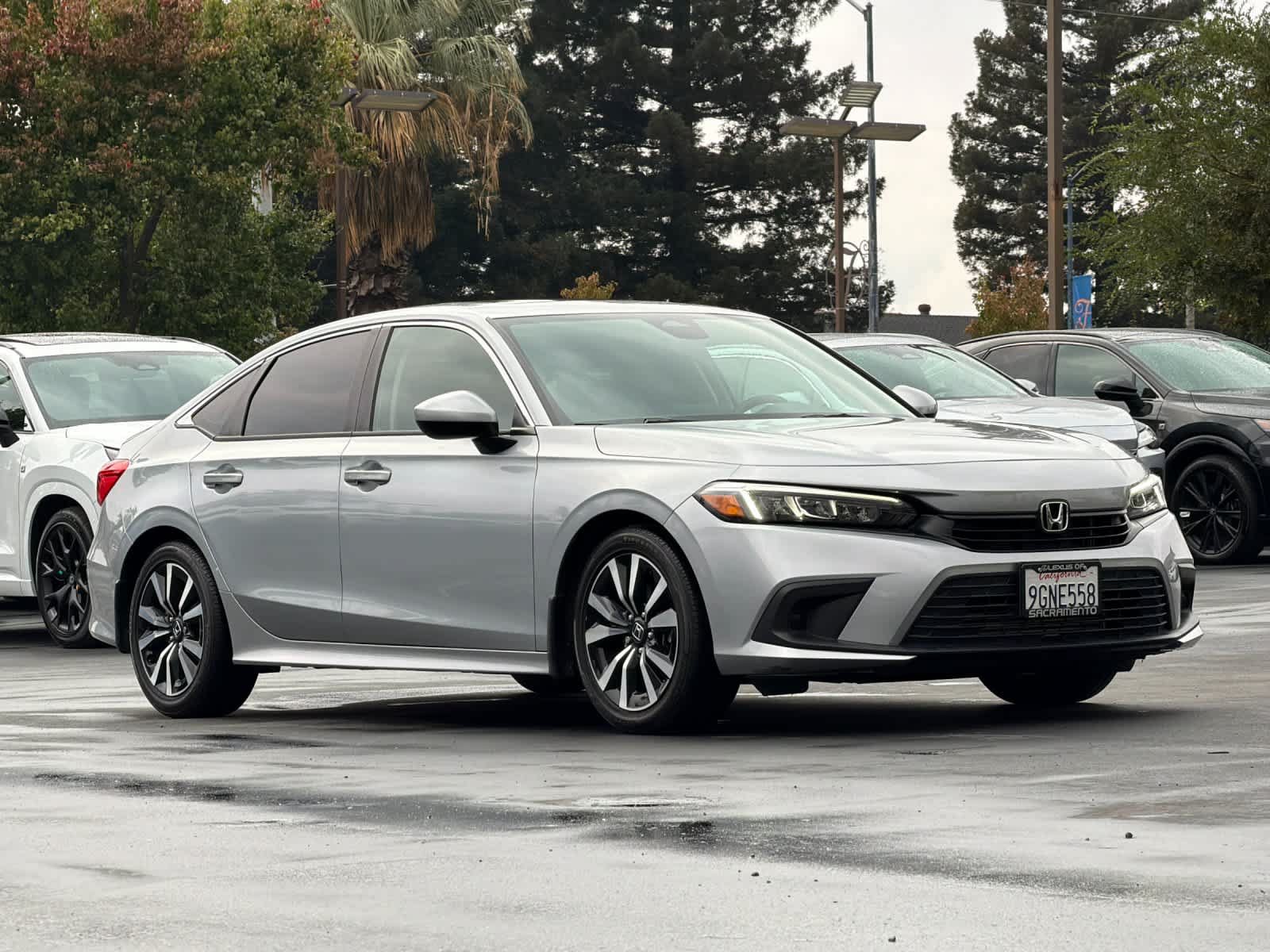 Used 2023 Honda Civic EX image 5
